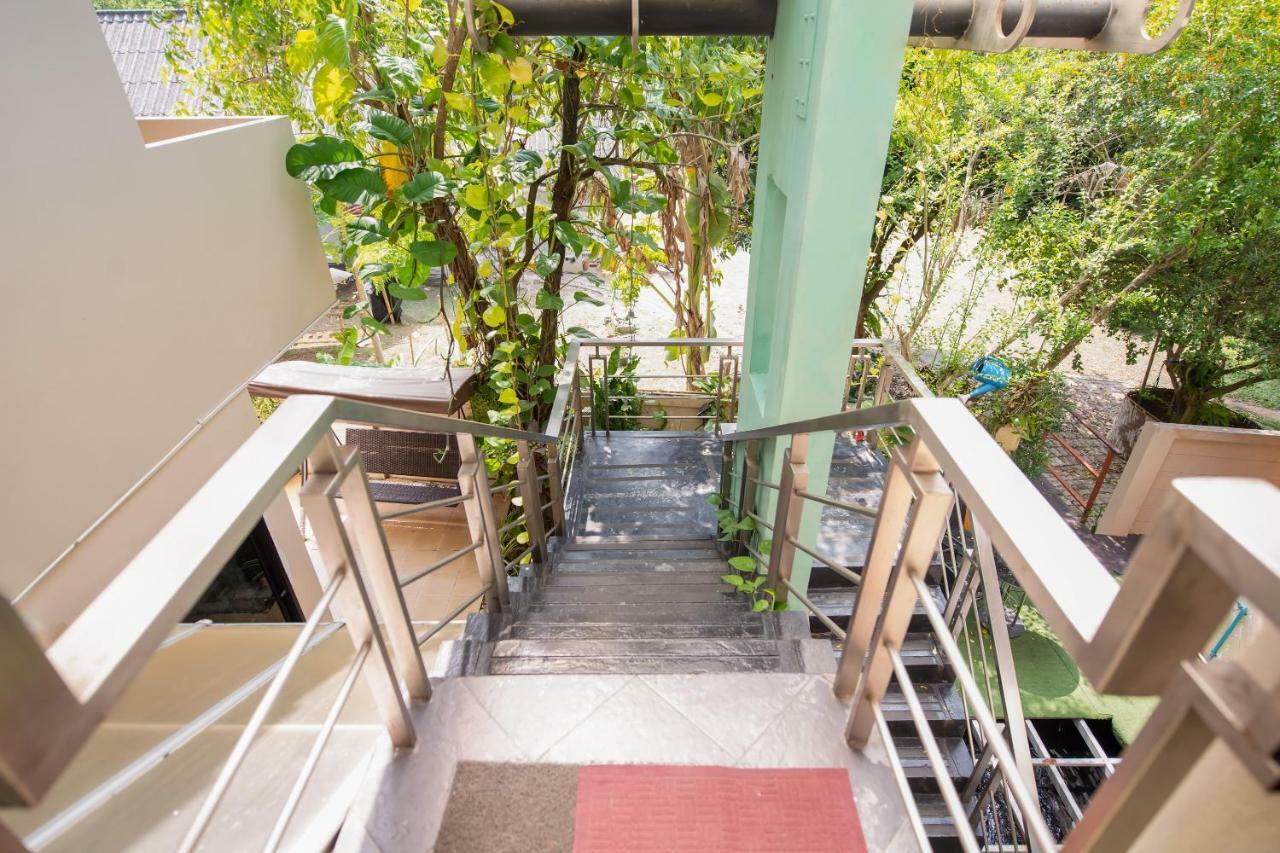 Oyo 345 The Click Guesthouse At Chalong Phuket Esterno foto