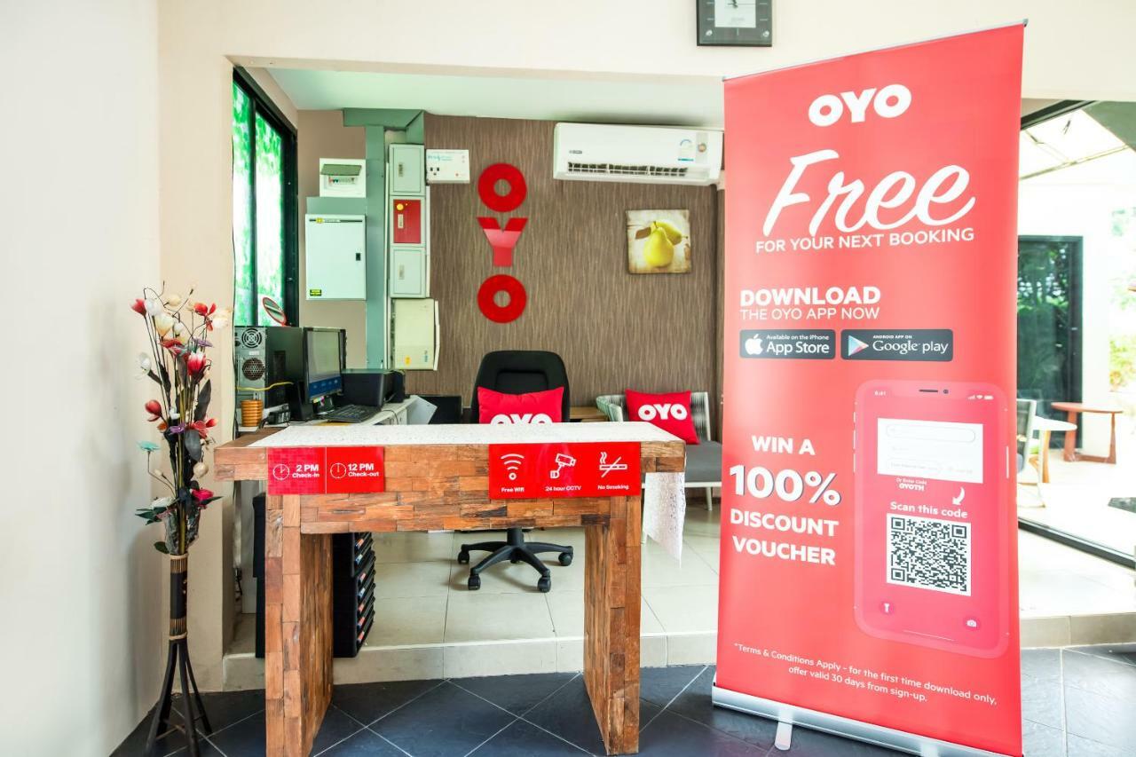Oyo 345 The Click Guesthouse At Chalong Phuket Esterno foto